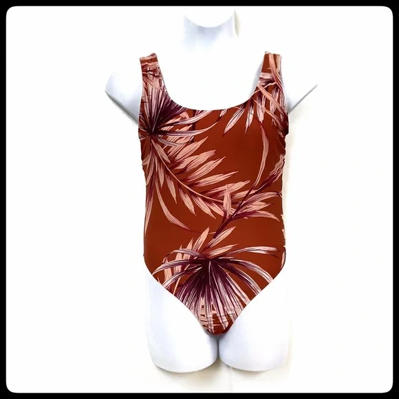 NWT Palisades Beach Club swim suit - Picture 2 of 9